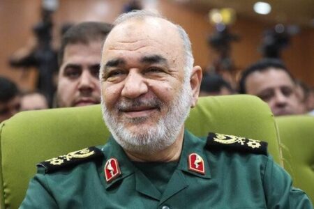 سپاه پاسداران آماده کمک به دولت چهاردهم است