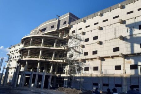 تکمیل بیمارستان نجف‌زاده اردبیل ۲۵ هزار میلیارد ریال اعتبار نیاز دارد