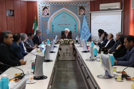 مطالبه گری باید با پاسخگویی و مسئولیت پذیری اجتماعی همراه باشد 