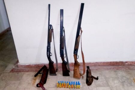 شکارچیان متخلف به همراه ۸ قبضه اسلحه شکاری دستگیر شدند