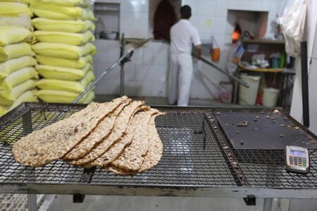 سهمیه آرد مردم حفظ می‌شود