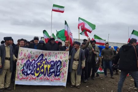 حماسه حضور عشایر گونشلی در راهپیمایی ۲۲ بهمن با همراهی مدیرکل امور عشایر اردبیل